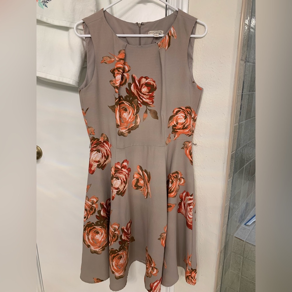 eva mendes New York & Company CCtan, coral floral,belt, dress, no belt  Size 12